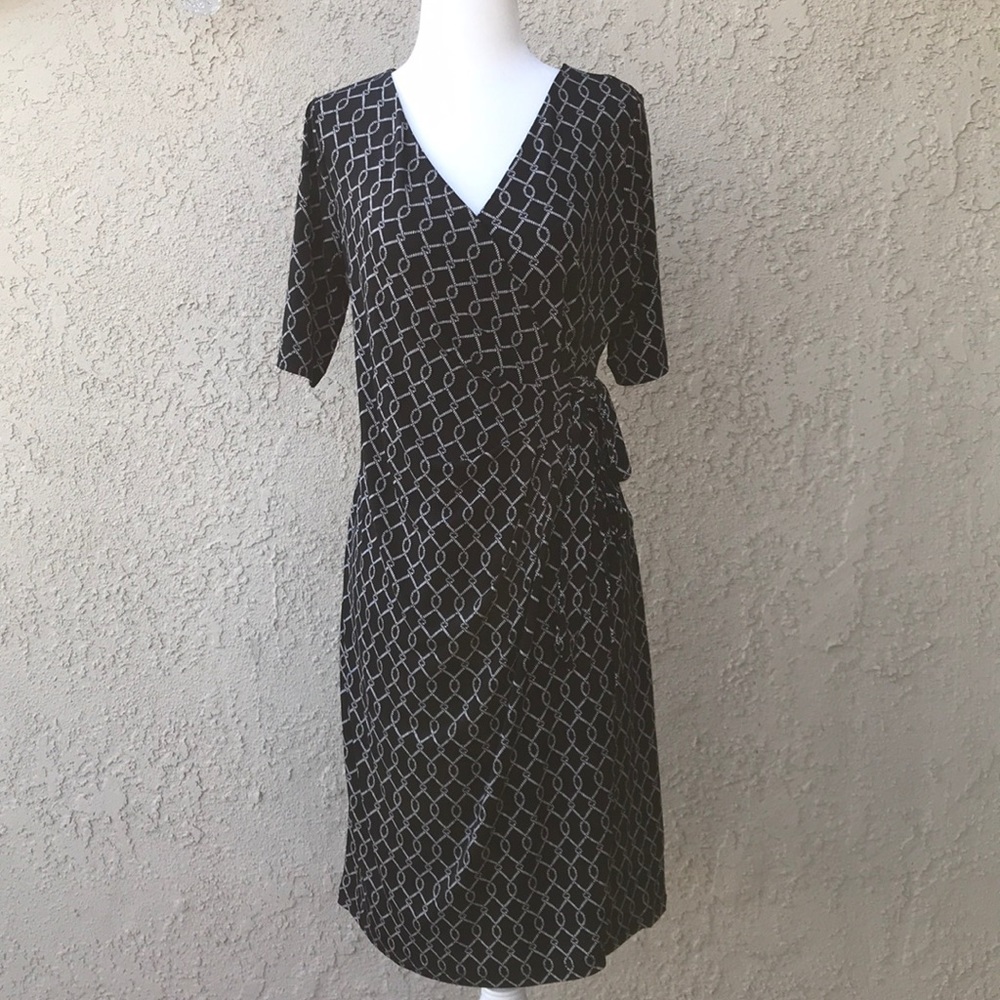 Beautiful dressy Motherhood Maternity Dress